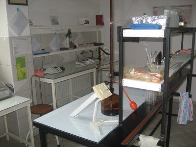 hemiska laboratorija vodi 2-u35914-fr